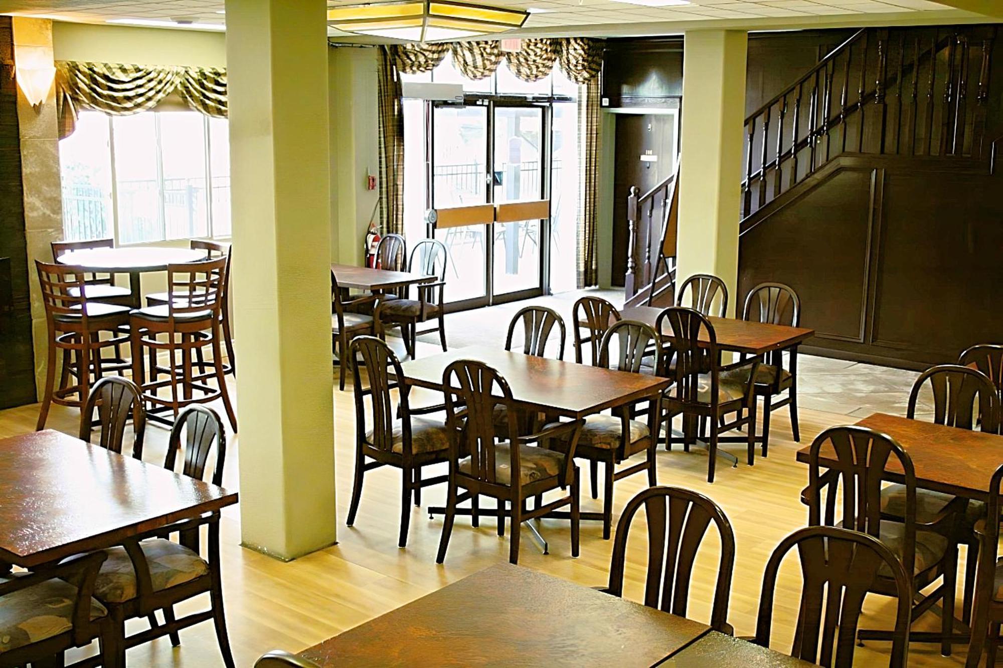 The Medicine Hat Villa 外观 照片