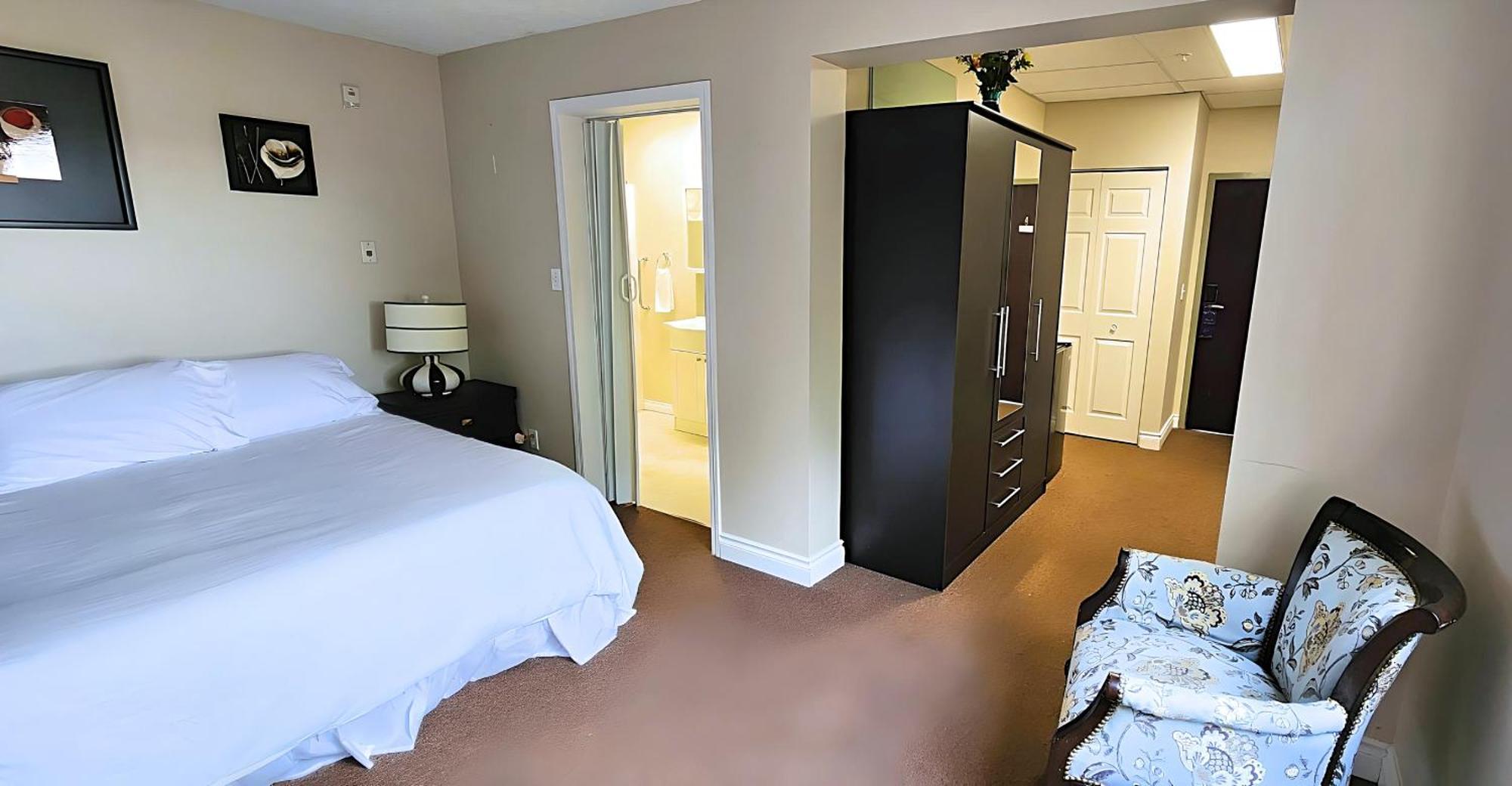 The Medicine Hat Villa 外观 照片